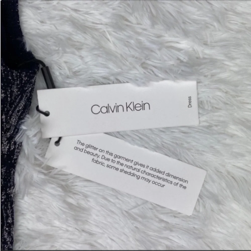 CALVIN KLEIN METALLIC DRESS SIZE 4